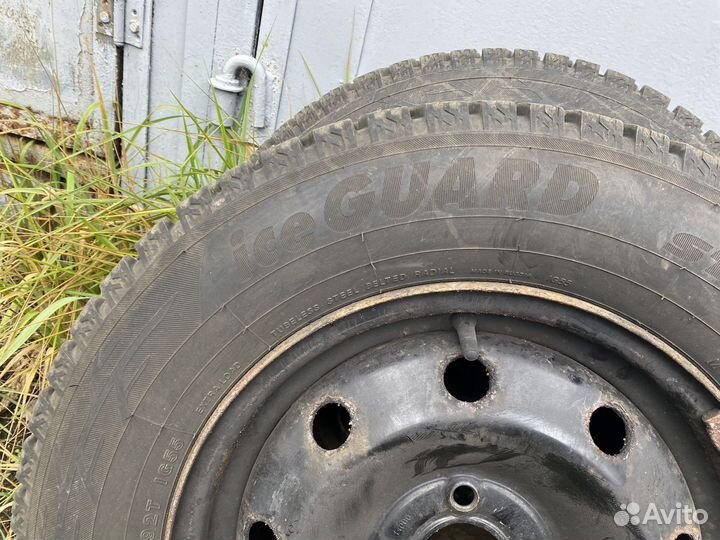 Зимняя резина r14 на дисках 185/70 новая