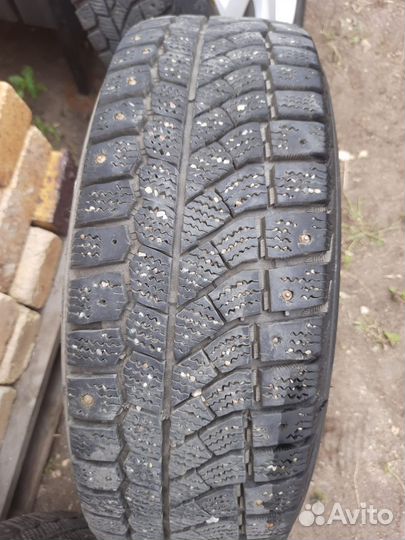 Viatti Brina Nordico V-522 175/65 R14