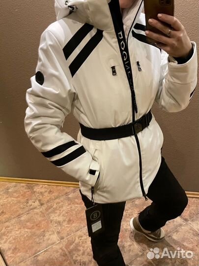 Горнолыжные костюмы женские