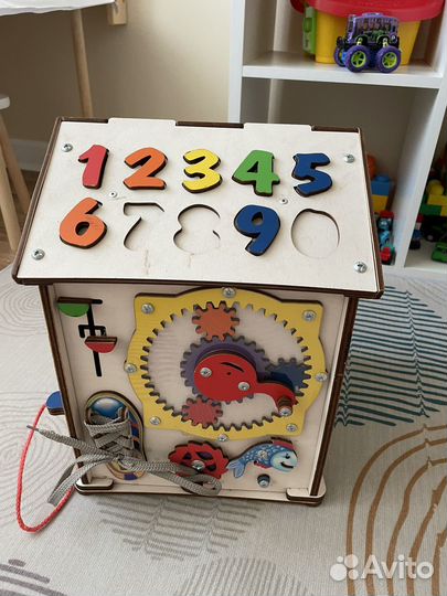 Бизиборд бизидом