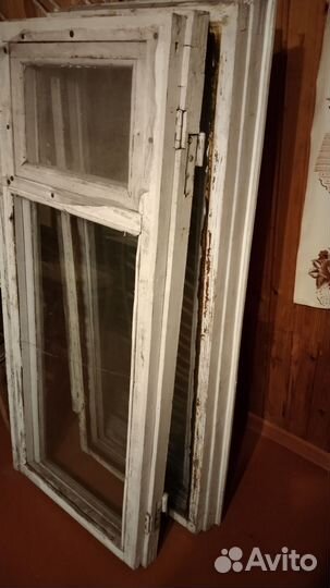 Деревянная оконная рама