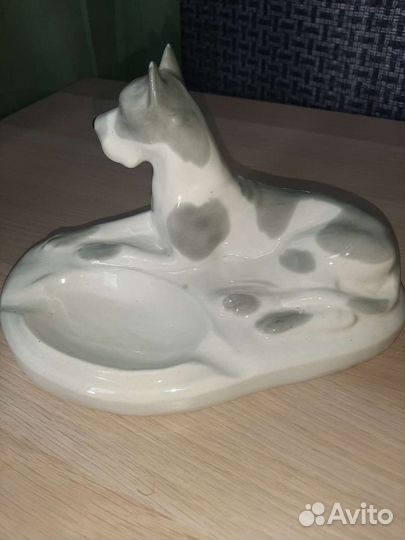 Статуэтка пепельница Дог