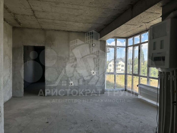 1-к. квартира, 54 м², 2/5 эт.