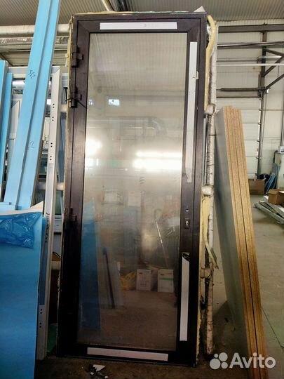 Продам входную дверь бу