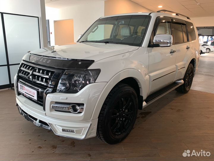 Mitsubishi Pajero 3.8 AT, 2019, 9 770 км
