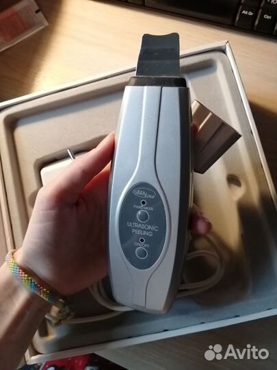 Ультразвуковой прибор для ухода за кожей лица