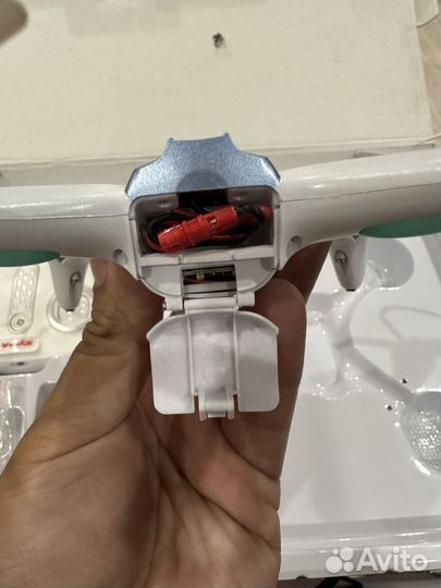 Квадрокоптер с камерой syma X15W