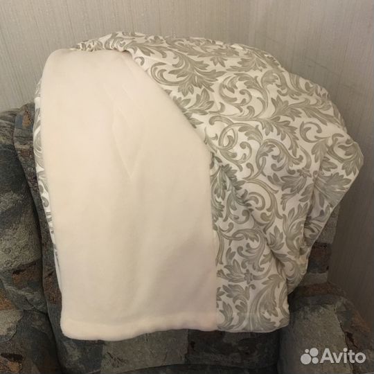 Страусовое пуховое одеяло