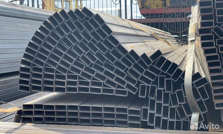 Профильная труба 40х20х2