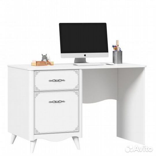 Письменный стол белый