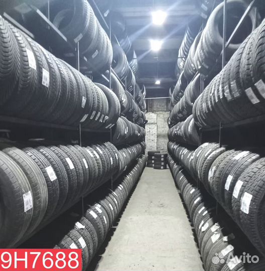 Bridgestone Blizzak VRX2 215/60 R17 94P