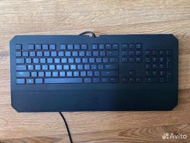 Игровая клавиатура Razer