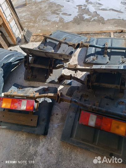 Продам комплект крыльев на камаз тягач