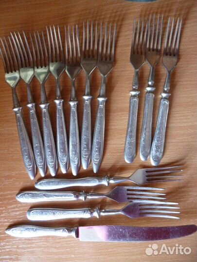 Вилки столовые СССР и нож Павлово