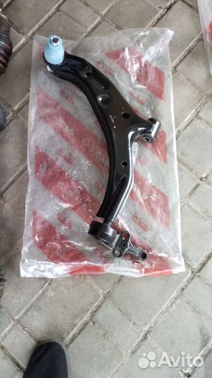 Запчасти на Ниссан Альмера н16, классик