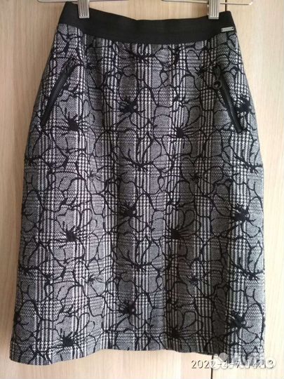 Юбка карандаш.Германия.Размер 44-46