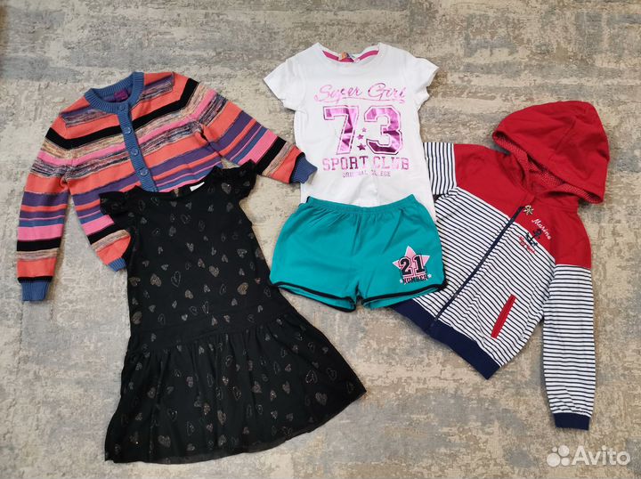 Комплект одежды на 5-7 лет