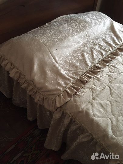 Покрывало на кровать бу