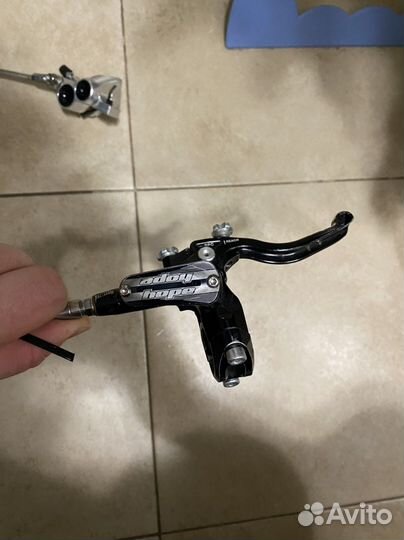 Тормоз задний hope tech3 m4