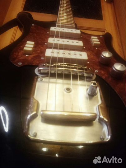 Электрогитара времен СССР Урал 650