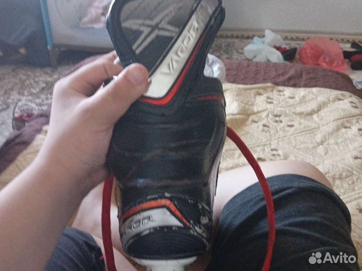 Коньки хоккейные