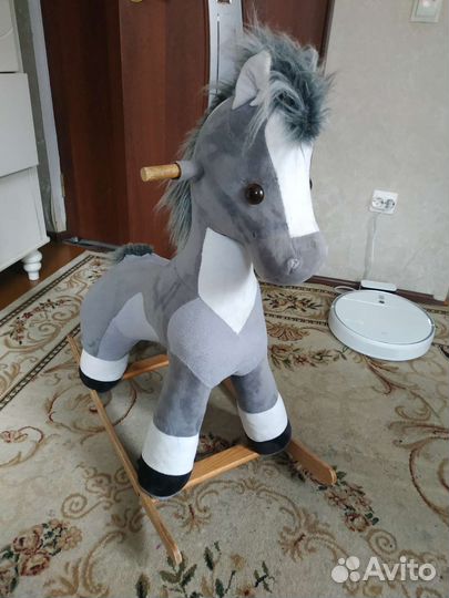 Лошадь качалка деревянная