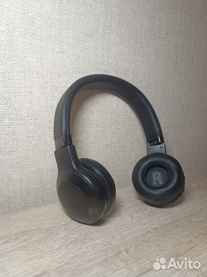 Беспроводные наушники JBL C45BT