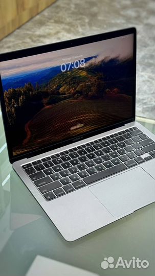 MacBook Air M1 256gb