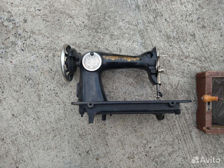 Швейная машинка