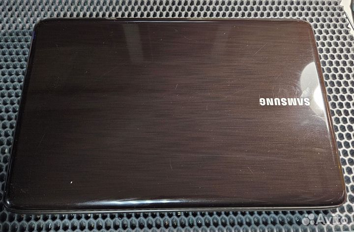 Ноутбук Samsung NP-R540