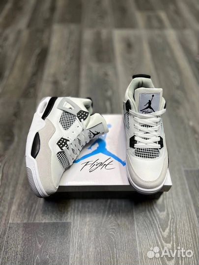 Кроссовки Nike Air Jordan 4