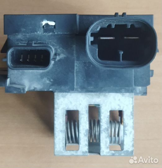 Блок управление вентилятором LADA vesta 2016