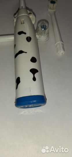 Электронная зубная щетка