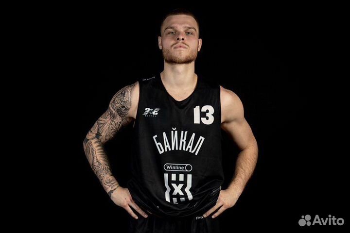 Тренер по баскетболу