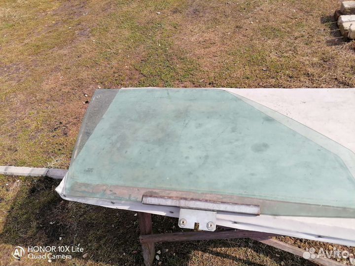 Стекло переднее правое saab 9000