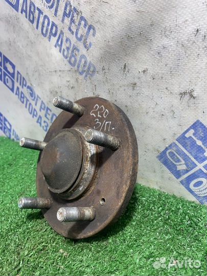 Ступица задняя правая Hyundai Santa Fe кроссовер