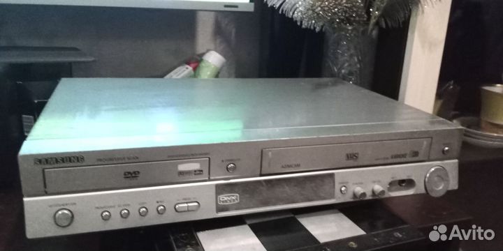 DVD/VHS-плеер Samsung DVD-V7050K