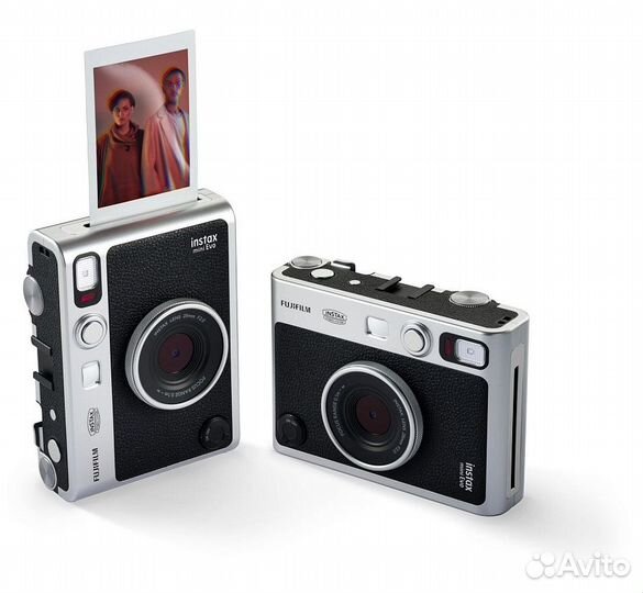 Камера с печатью Fujifilm Instax Mini Evo