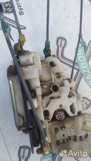 Замок Nissan Bluebird, правый передний