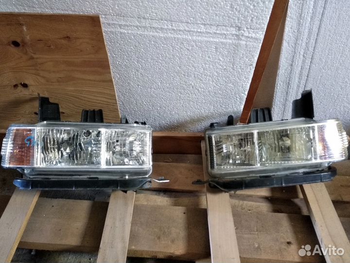 Фары Honda mobilio spike GK1 L,R