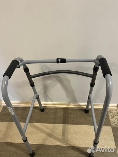 Ходунки для инвалидов