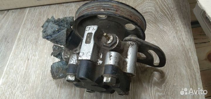 Насос гидроусилителя Chevrolet Aveo