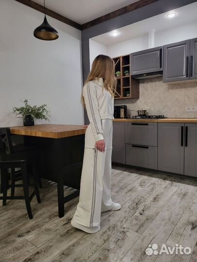 Женский спортивный костюм трансформер