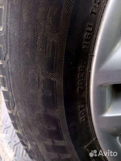 Bridgestone Dueler H/P 215/60 R17 96H