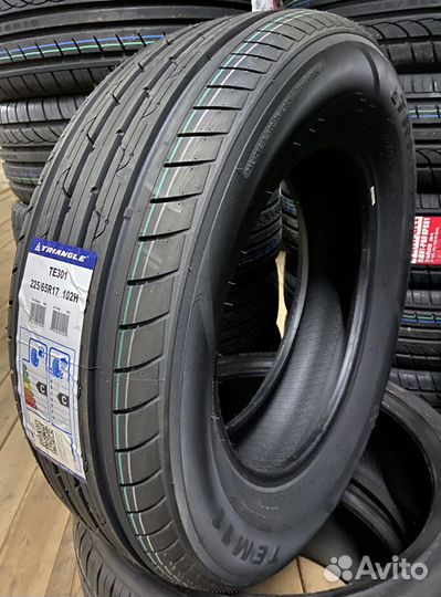Triangle TE301 225/65 R17 101H
