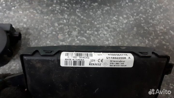 Щиток приборов Renault Logan LS0G K7M 2009