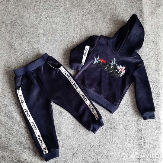 Костюмчик велюровый 80-86р