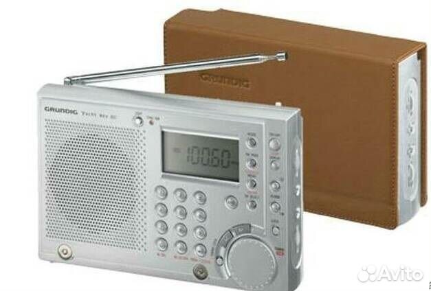 Новый, цифровой радиоприёмник Grundig WR 5408PLL