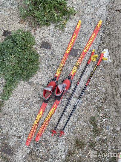 Беговые лыжи