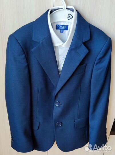 Школьная форма (пиджак, жилет, рубашка)